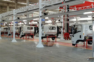 Clientes en la fábrica